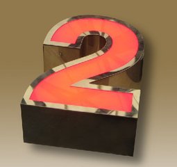高邊鈦金平面包邊字